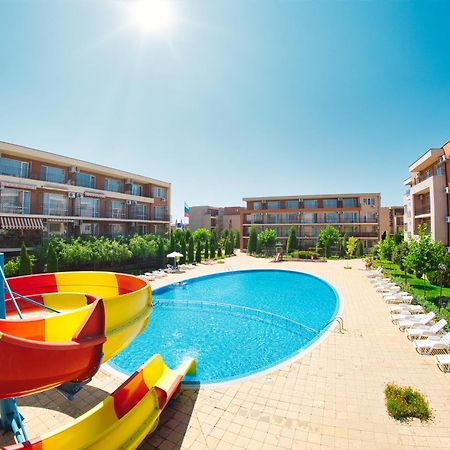 סאני ביץ' Holiday Garden Resort מראה חיצוני תמונה