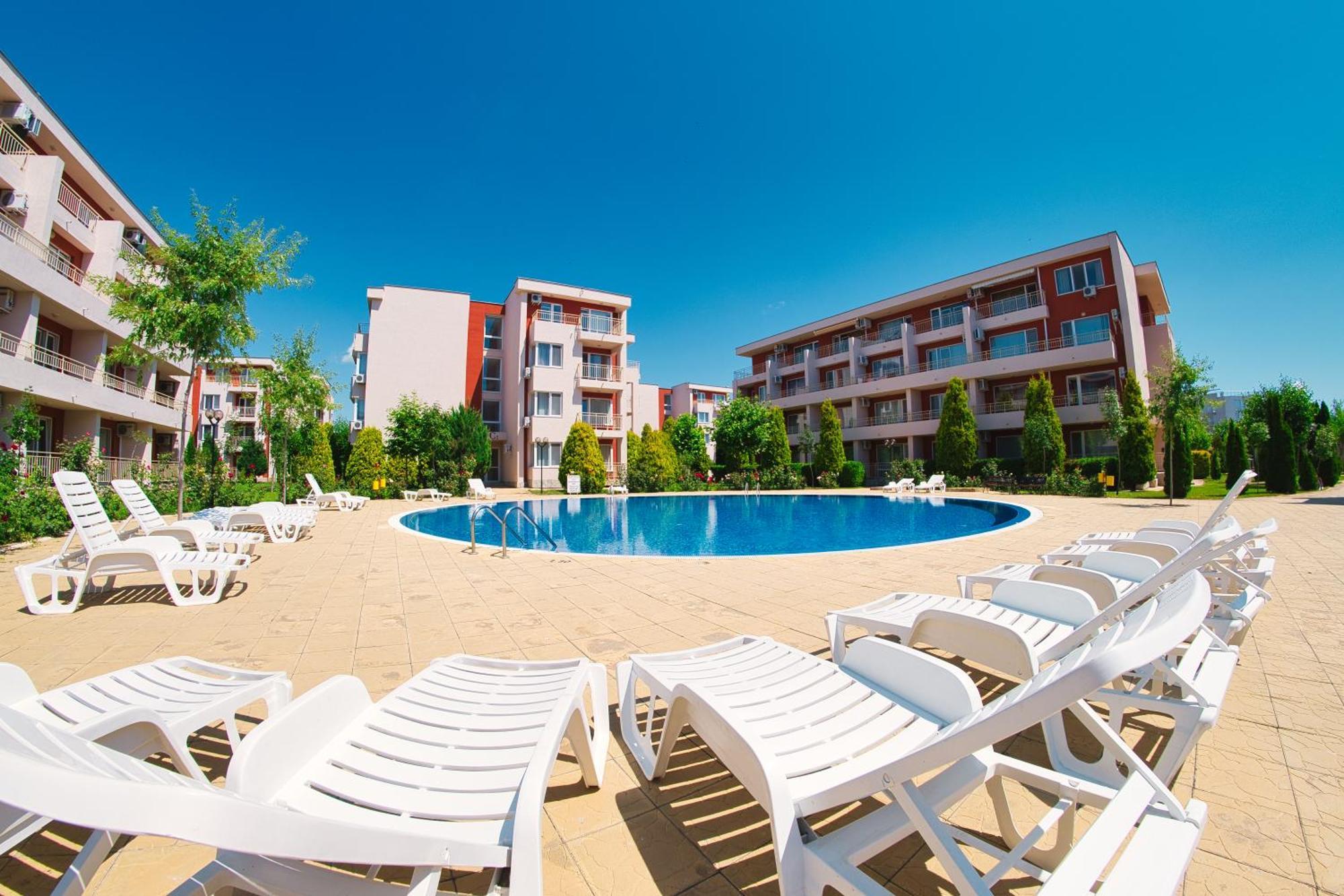 סאני ביץ' Holiday Garden Resort מראה חיצוני תמונה